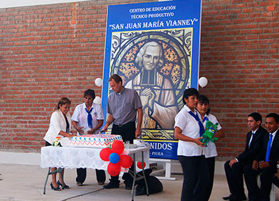 Misa por el d&iacute;a de San Juan María Vianney